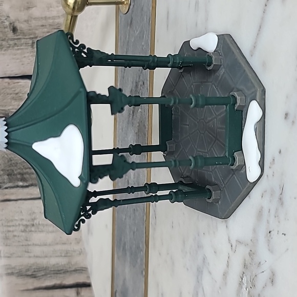 Department 56 Vintage Heritage Village Collection "Town Square Gazebo" #5513-1 - Picture 7 of 17